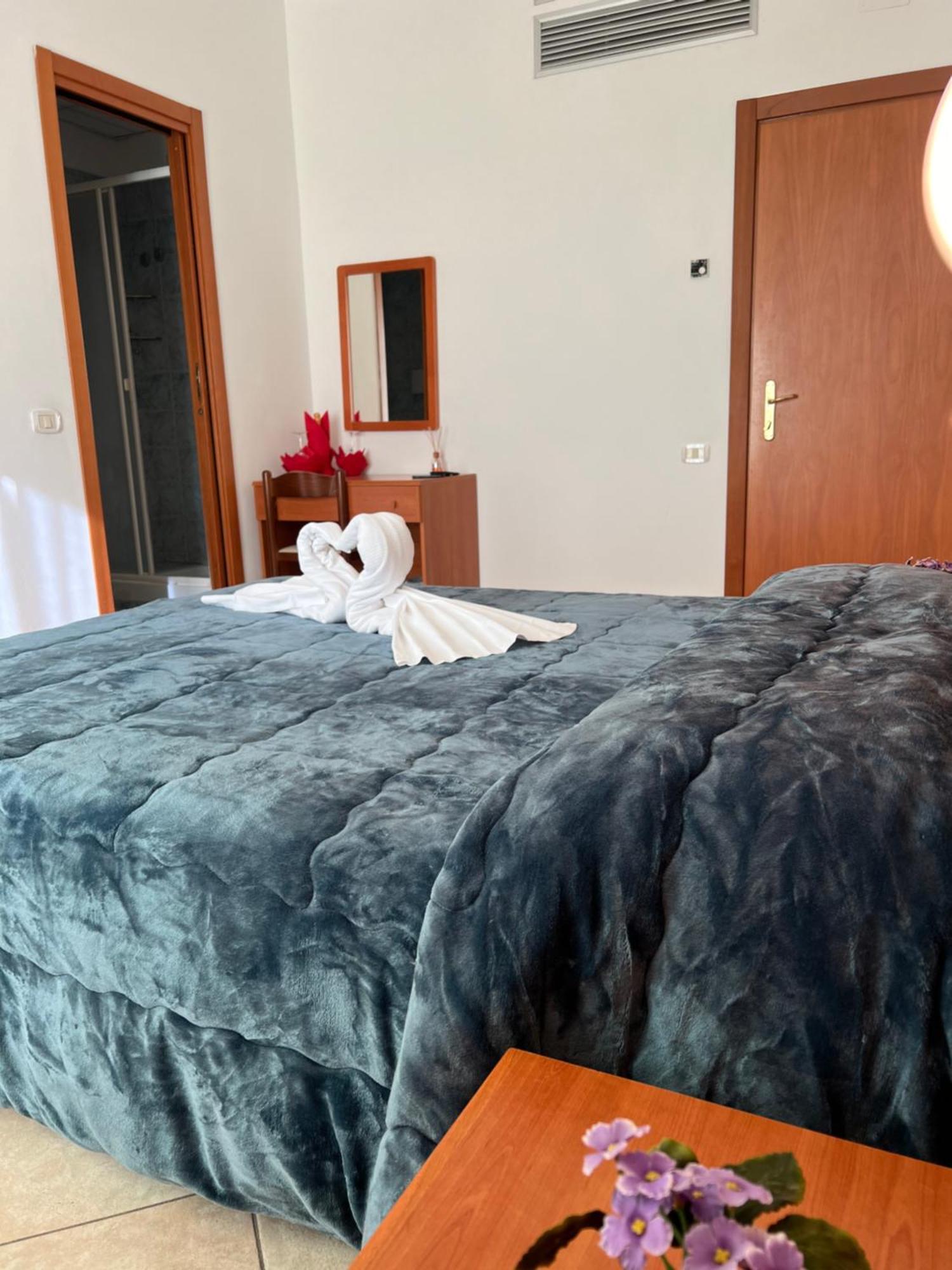 Hotel Vico Alto シエーナ エクステリア 写真